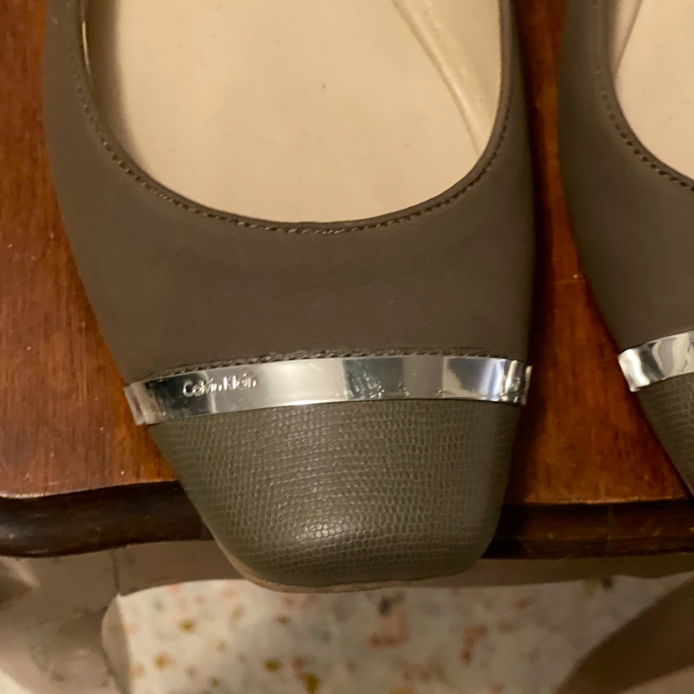 Calvin Klein Olive Green Ballet Flats